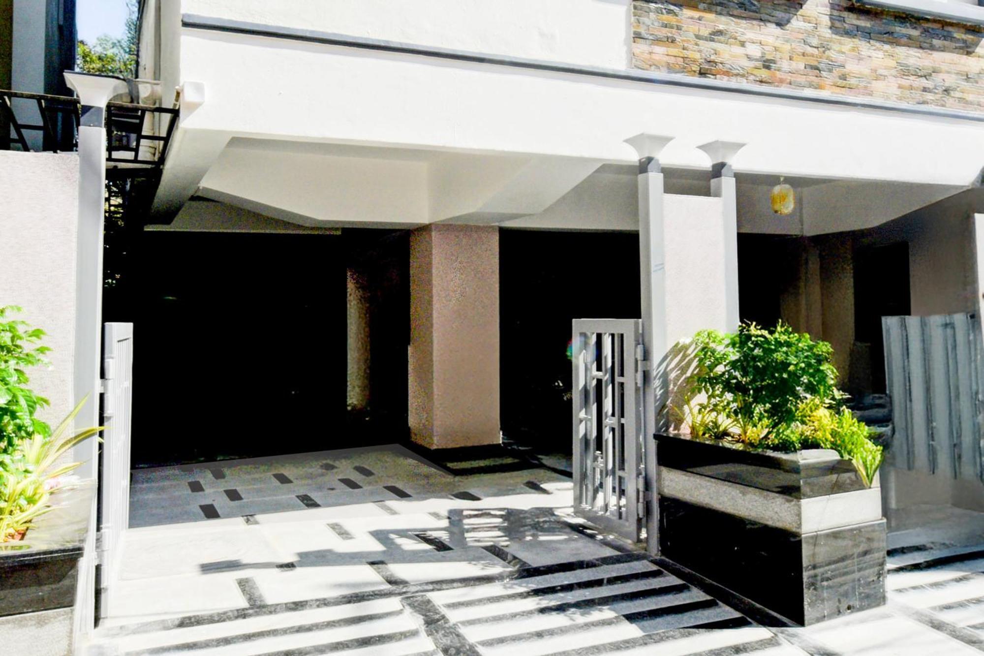 Townhouse Aarav Business Hotel 하이데라바드 외부 사진