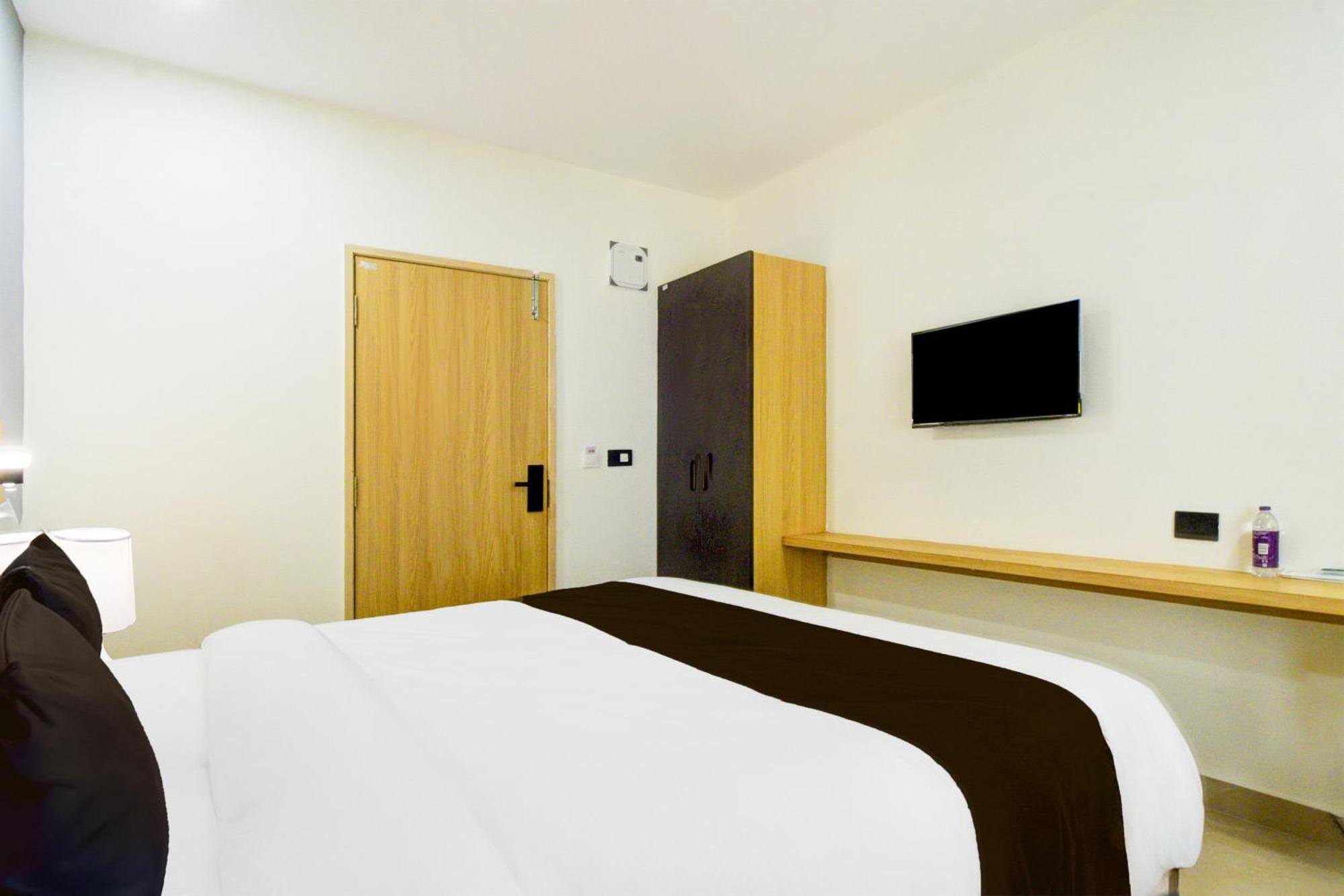 Townhouse Aarav Business Hotel 하이데라바드 외부 사진